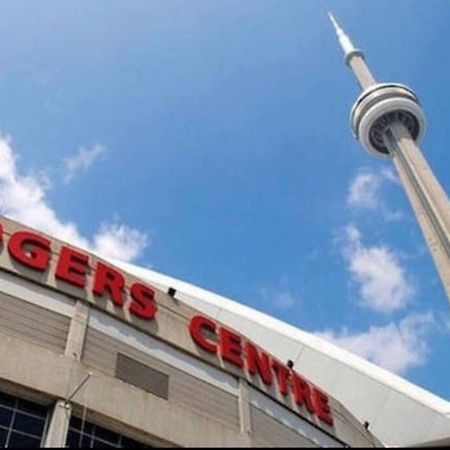 Luxury Suite Downtown Toronto Near Cn Tower Exterior photo